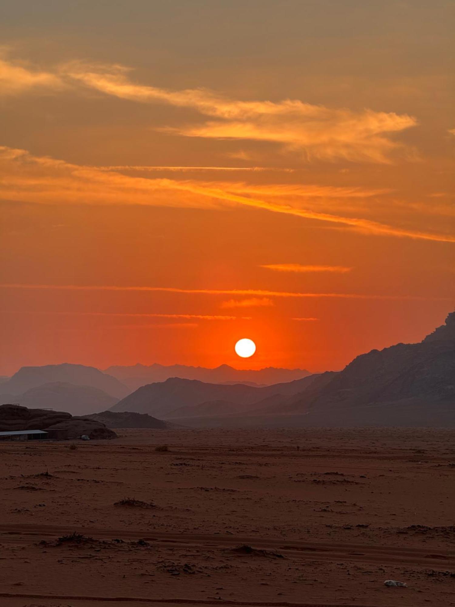 Wadi Rum Travel Camp Zewnętrze zdjęcie