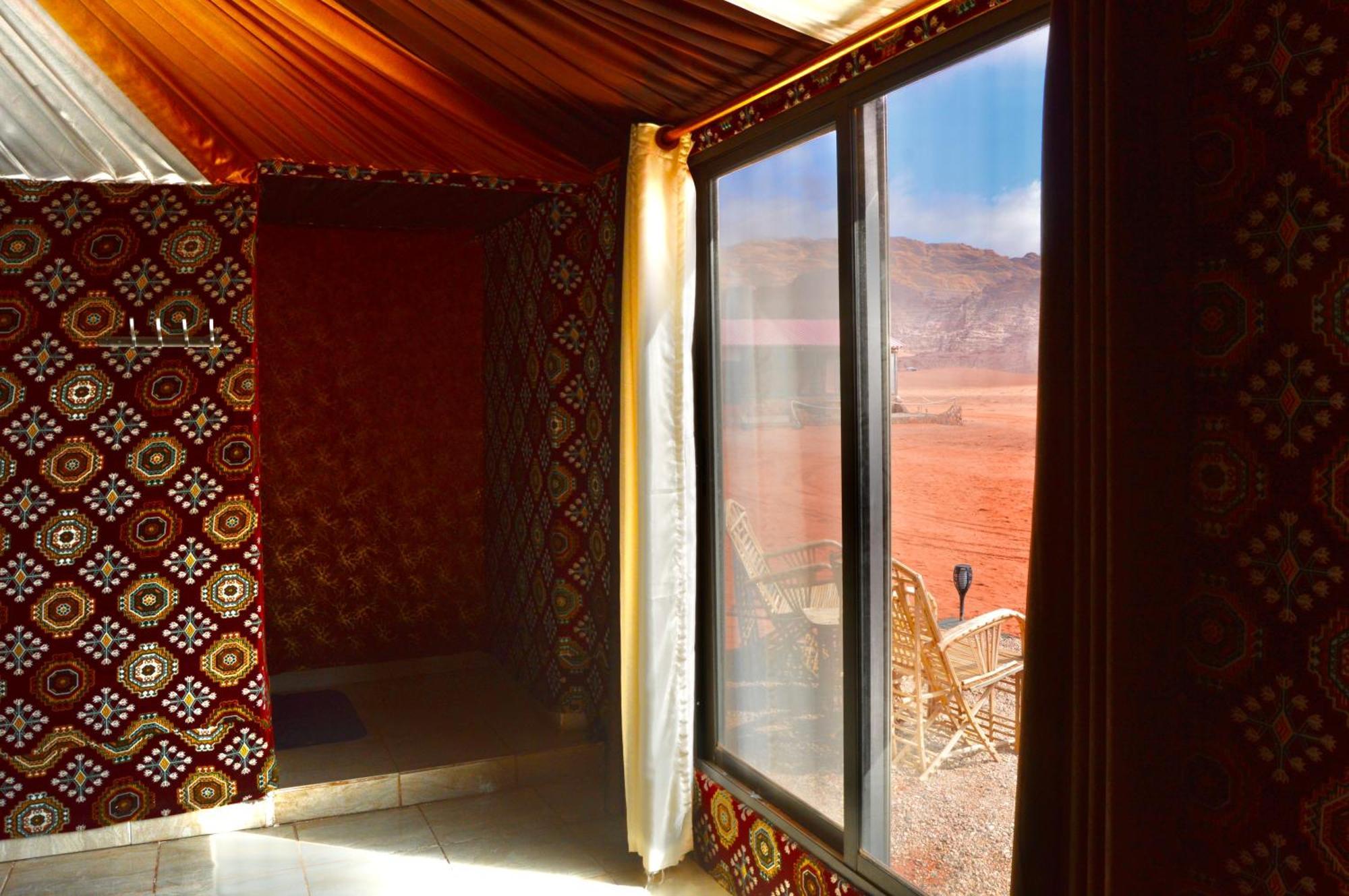 Wadi Rum Travel Camp Zewnętrze zdjęcie